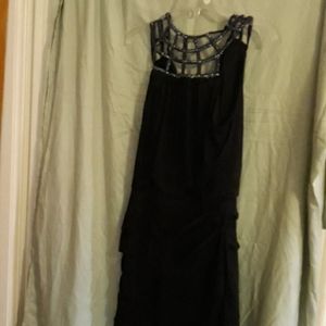 Black scruned minimizing party dress.
